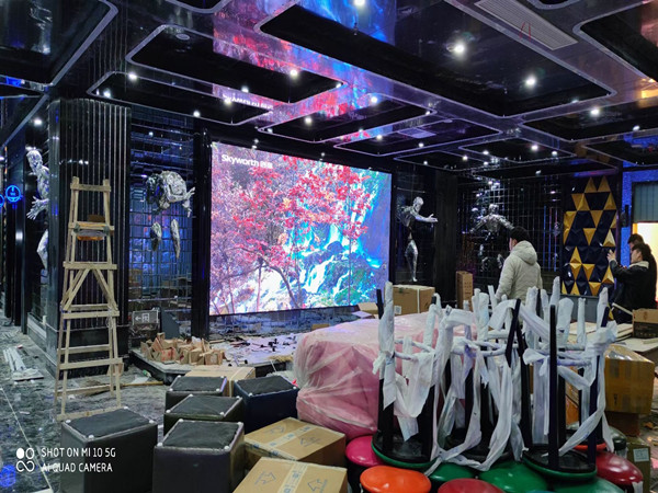 交城室内P2.5全彩显示屏